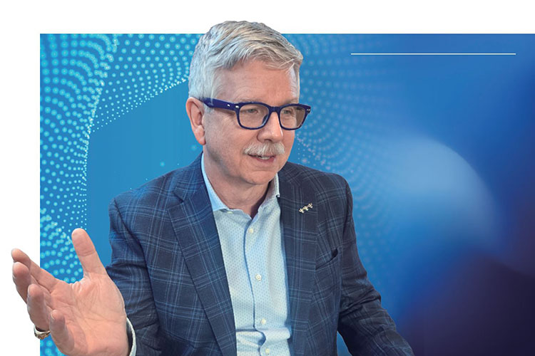 피터 폴린 - GRC 최고경영자(CEO), 미 코넬대 전기공학, 전 슈나이더 일렉트릭 부사장, 데이터이코노미 ‘미래 100인’ 선정, 데이터센터 업계 경력 30여 년 /사진 GRC