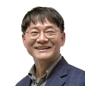 김창선 - 한국에너지기술평가원 스마트그리드·ESS PD, 서강대 정보통신공학 석사, 건국대 기술경영학 박사, 전 정보통신연구진흥원 기술이전센터 선임, 전 에기평 실증연구센터장 전력원자력실장, 전 대통령직속 정책기획위원회 수석 /사진 김창선