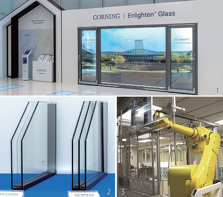 1 코닝의 0.5㎜ 초박형 건축용 유리 ‘엔라이튼 글라스’가 적용된 슬라이딩 창호가 전시돼있다. 2 코닝의 0.5㎜ 초박형 건축용 유리 ‘엔라이튼 글라스(왼쪽)’가 적용된 삼
복층 유리의 단면이 전시돼 있다. 3 코닝정밀소재 아산 사업장 생산 시설에서 로봇이 용해로를 거쳐 공기 중 냉각된 유리 기판을 잡아 옮기고 있다. /사진 코닝