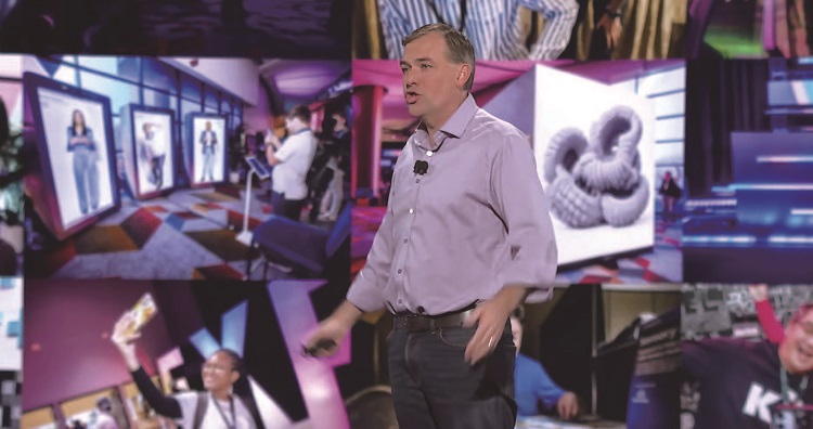 AWS 리인벤트에서 연설자로 나선 맷 가먼 AWS 최고경영자(CEO). /사진 AWS