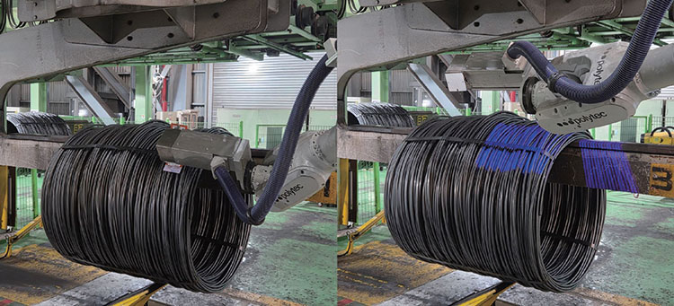 선재 태깅 로봇이 제품에 태그를 부착하고 있다. /사진 현대제철