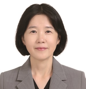 김예경 국회입법조사처 외교안보팀 중국담당 입법조사연구관 - 중국 베이징대 국제정치학 박사, 전 연세대 동서문제연구원 연구교수