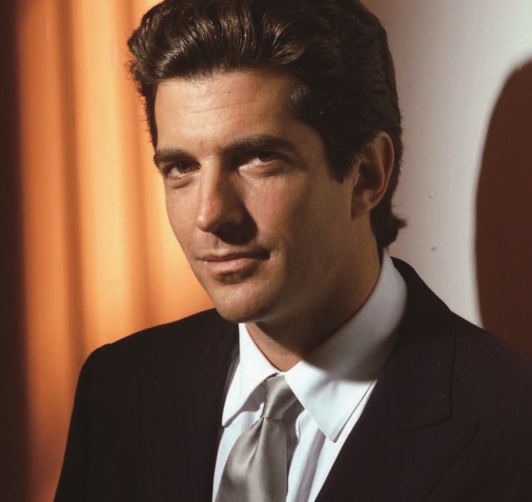 포멀부터 캐주얼까지 완벽하게 소화한 존 F. 케네디 주니어. /사진 로버트 도이치 인스타그램