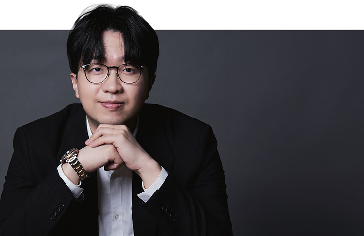 모리타 준 - 퍼플렉시티 아시아·태평양 대표, 미국 스탠퍼드대 정치학·경제학, 하버드대  교육학 석사, 전 클레이튼 재단·크러스트  유니버스(카카오 그룹 계열사) 일본 지사장,  전 메이버리 인베스트먼트 파트너스 파트너 /사진 퍼플렉시티