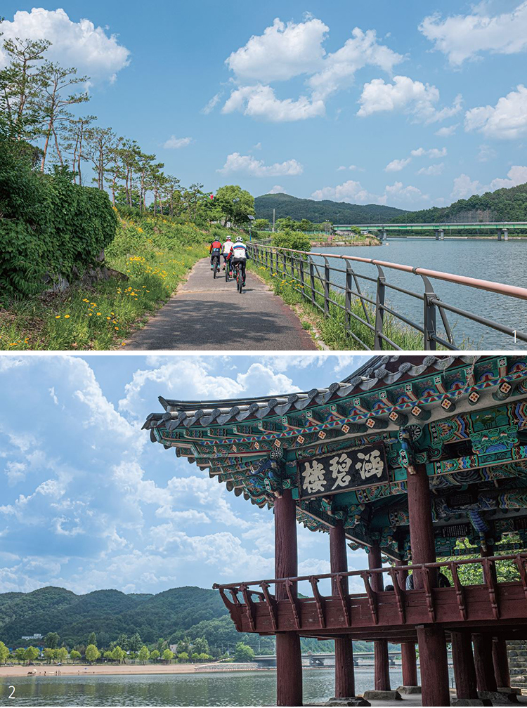 1 황강 마실길은 거창 삼봉산(1254m)에서 발원해 낙동강으로 이어지는 황강을 따라 조성된 네 개 코스의 산책로다. 2 '함벽루' 현판 서체는 우암 송시열의 것이다. /사진 최갑수