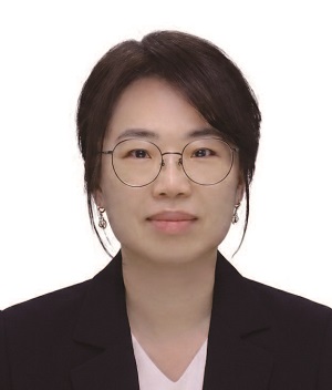 허민숙 - 국회입법조사처 보건복지여성과 입법조사연구관, 미국 오하이오주립대 여성학 박사, 현 국가인권위원회  차별시정전문위원