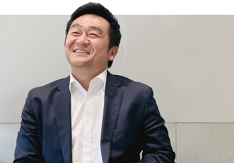 [Interview] 토종 컨설팅 회사 룩센트 정재상 부대표 | 사모펀드가 먼저... - 뉴스 썸네일 이미지