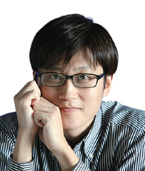 임희윤 문화평론가 - 현 한국대중음악상 선정위원, ‘예술기:예술과 기술을 이야기하는 8인의 유니버스’ ‘한국 대중음악 명반 100(공저)’ 저자