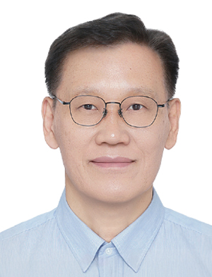 최인한 시사일본연구소 소장 - 일본 전문 저널리스트, 현 미래에셋증권 일본리포트 연재 중, 전 일본 유통과학대 객원교수, ‘일본에 대한 새로운 생각’ 저자 